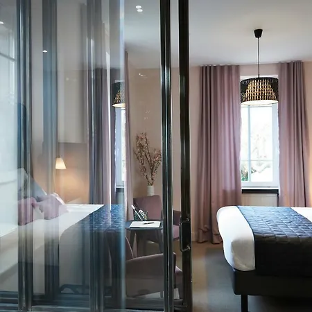 Pont Du Chalon And Restaurant Hotel 3*