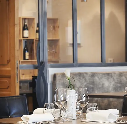 Hotel Pont Du Chalon And Restaurant